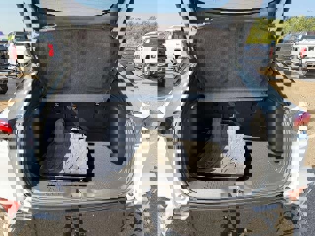 Used 2024 Buick Envista Sport Touring w/ Convenience I Package image 8