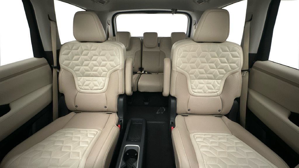 New 2027 Nissan Armada Platinum Reserve AWD/4WD image 14