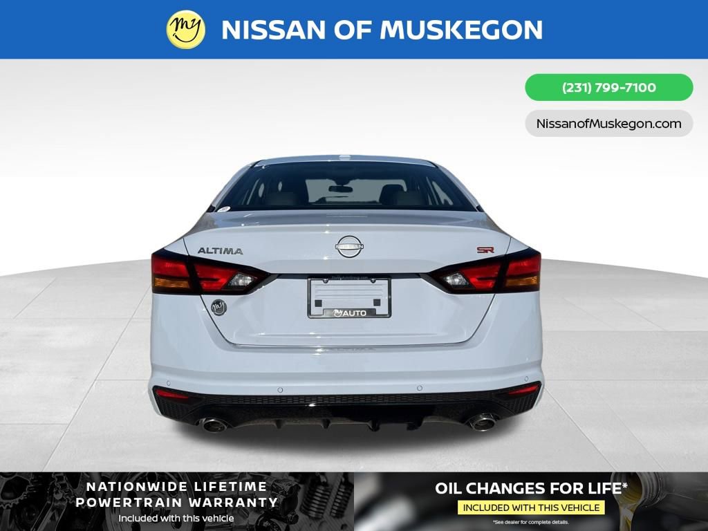 New 2025 Nissan Altima 2.5 SR w/ SR Premium Package image 6