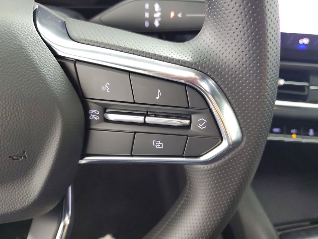 New 2026 Chevrolet Equinox EV LT image 22