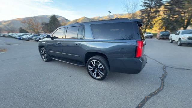Used 2020 Chevrolet Suburban Premier AWD/4WD image 6