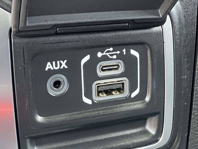 Used 2020 Jeep Wrangler Sport AWD/4WD image 26