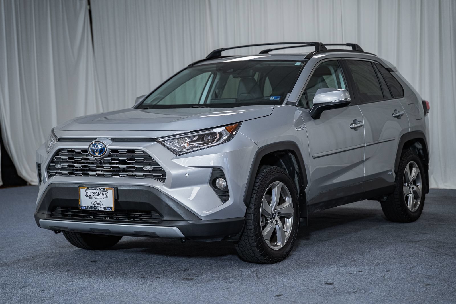 Used 2020 Toyota RAV4 Limited AWD/4WD image 3