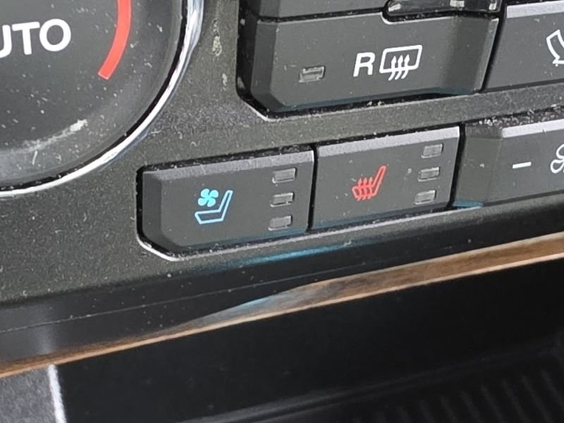 Used 2019 Ford F150 Lariat AWD/4WD image 26