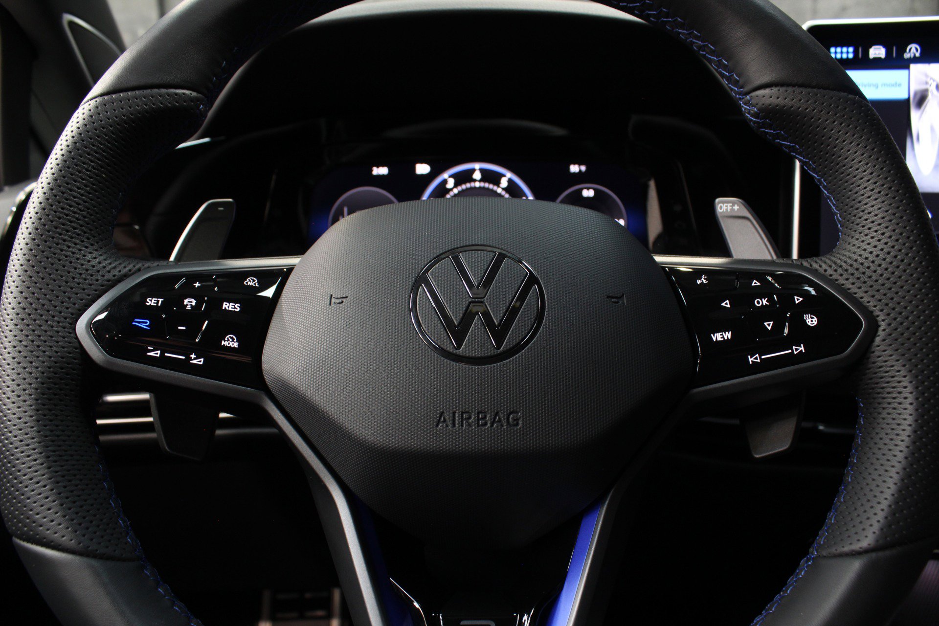 Used 2025 Volkswagen Golf R Black Edition w/ Euro Stye Package image 78