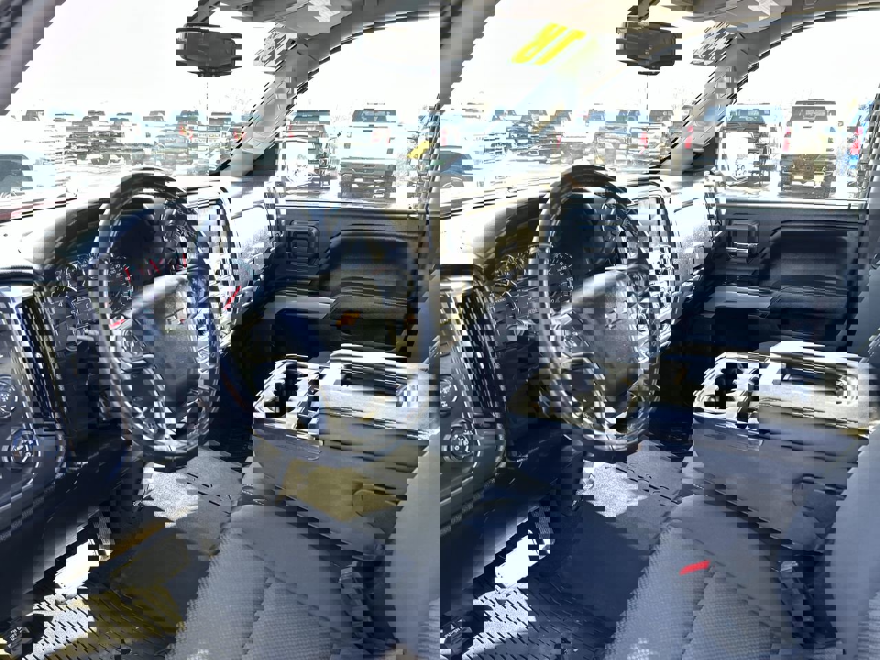 Used 2018 Chevrolet Silverado 1500 LT w/ All Star Edition image 25