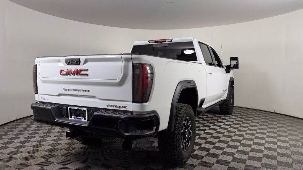 Used 2026 GMC Sierra 2500 AT4X AWD/4WD image 10