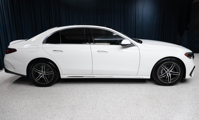 New 2027 Mercedes-Benz E 450 4MATIC Sedan image 4