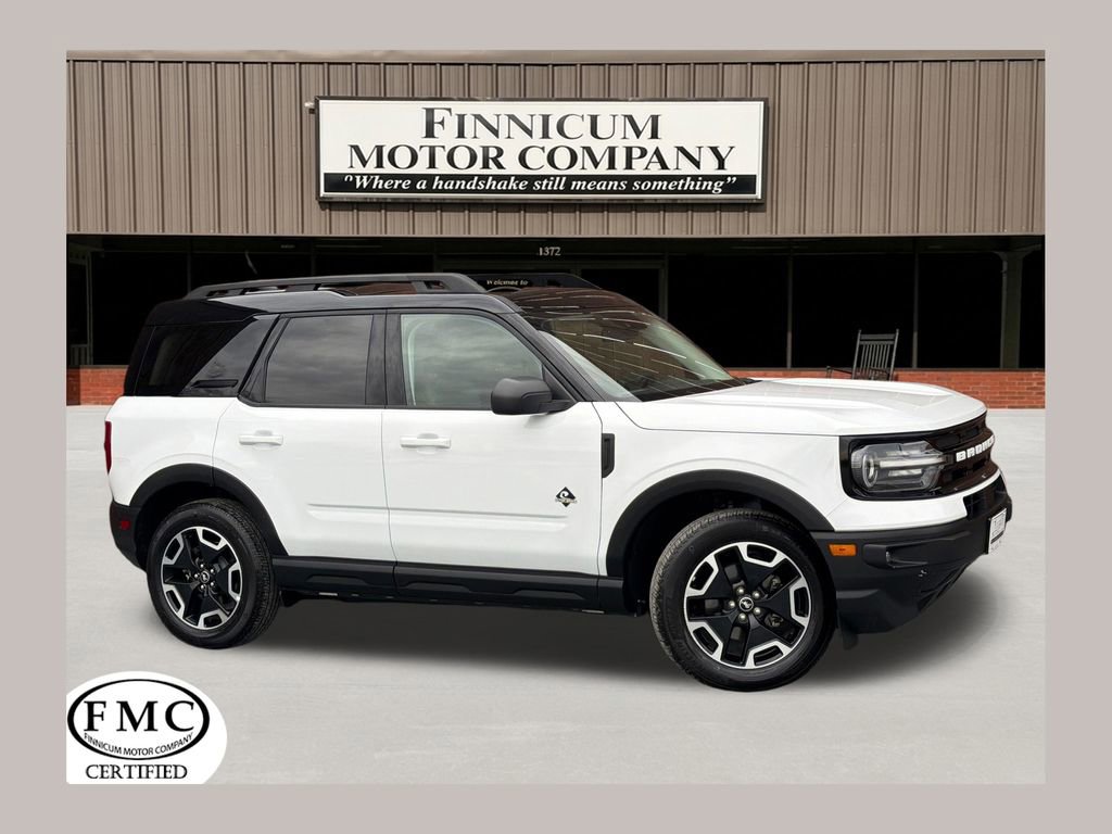 Used 2024 Ford Bronco Sport Outer Banks w/ Tech Package image 1