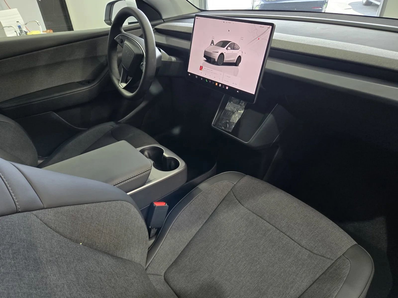 Used 2026 Tesla Model Y Long Range RWD image 5