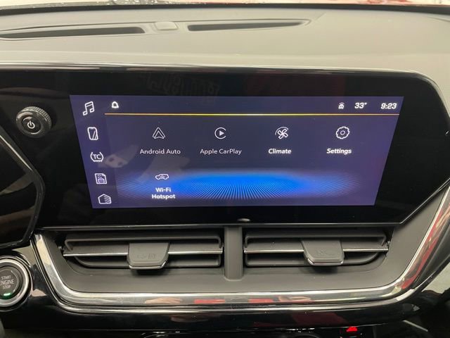 Certified 2024 Chevrolet Trax RS w/ Sunroof Package image 3