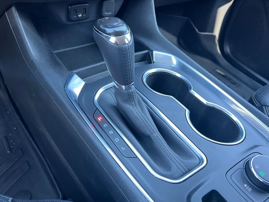 Used 2019 Chevrolet Traverse LT image 24