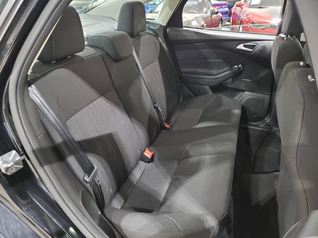 Used 2018 Ford Focus SEL FWD image 20