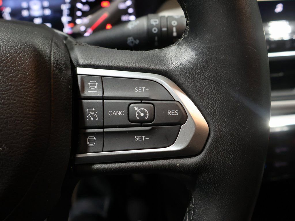 Certified 2024 Jeep Compass Limited image 40