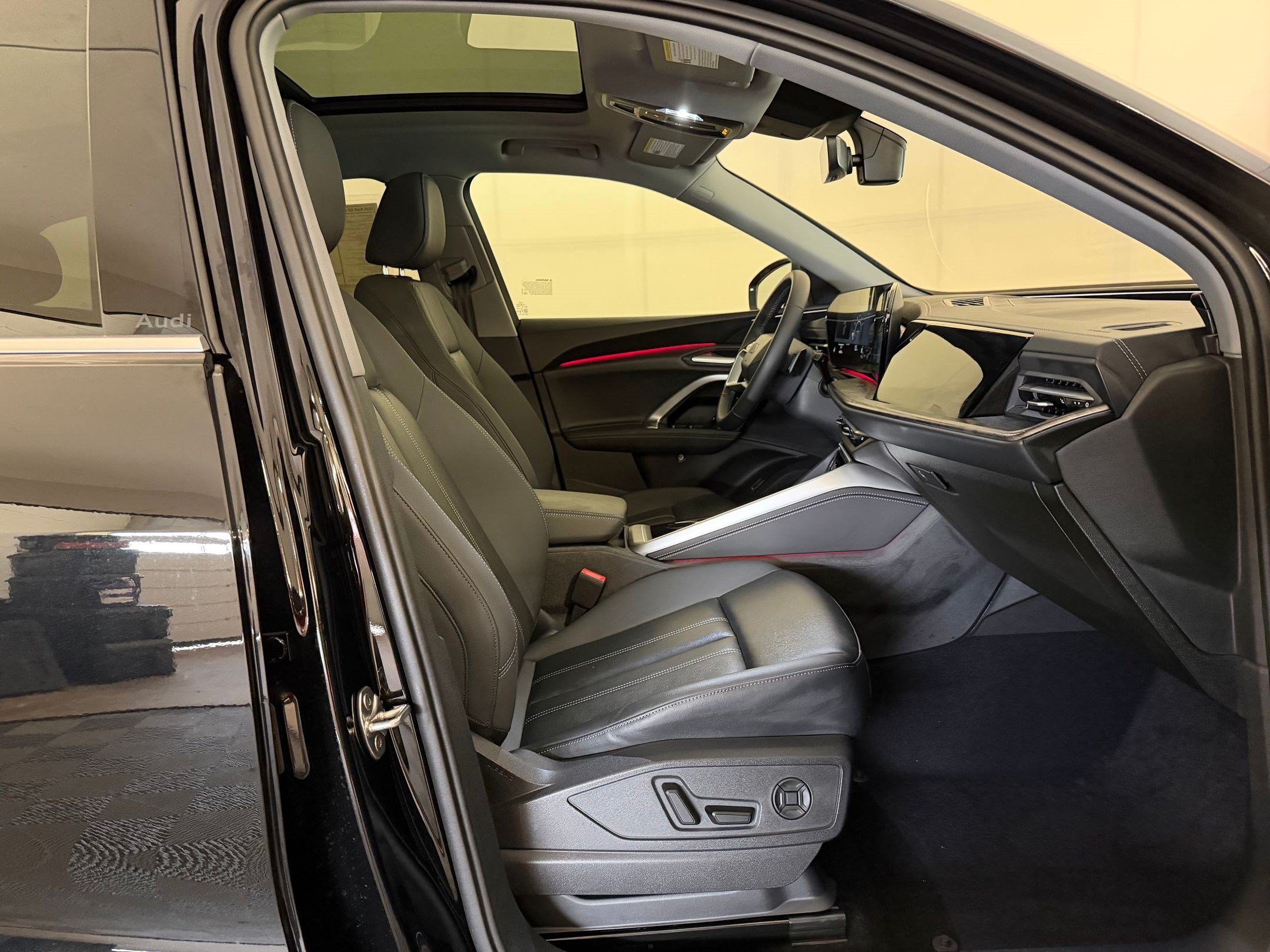 New 2026 Audi Q5 Premium AWD/4WD image 25
