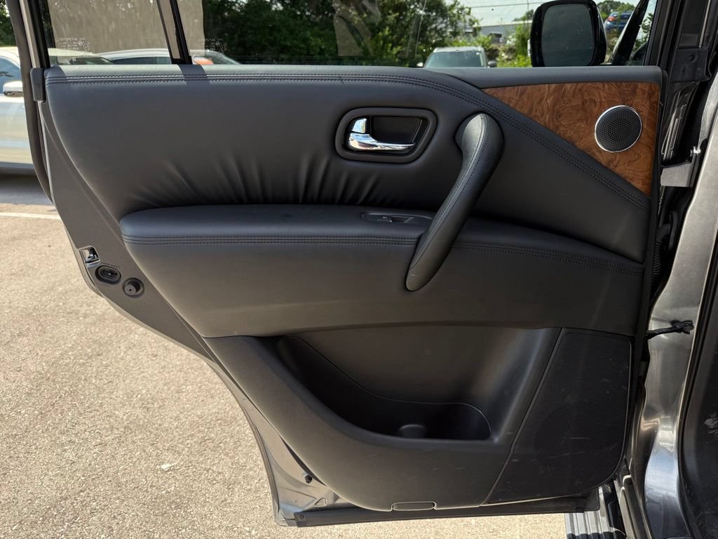 Used 2023 Nissan Armada SL w/ Cargo Package AWD/4WD image 9