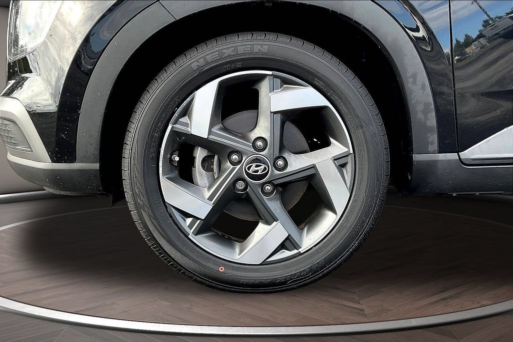 Used 2022 Hyundai Venue SEL FWD image 36