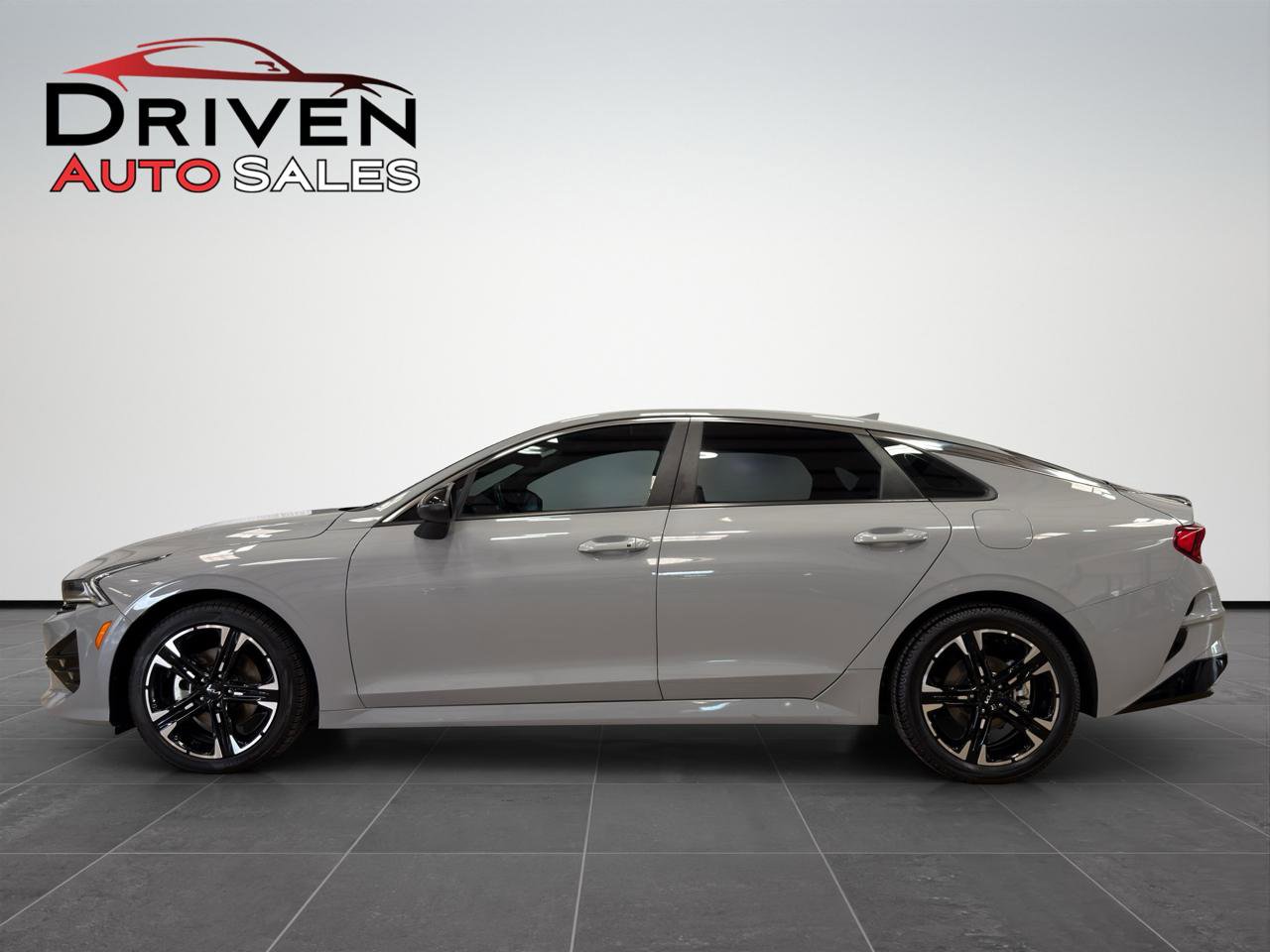 Used 2022 Kia K5 GT-Line FWD image 1