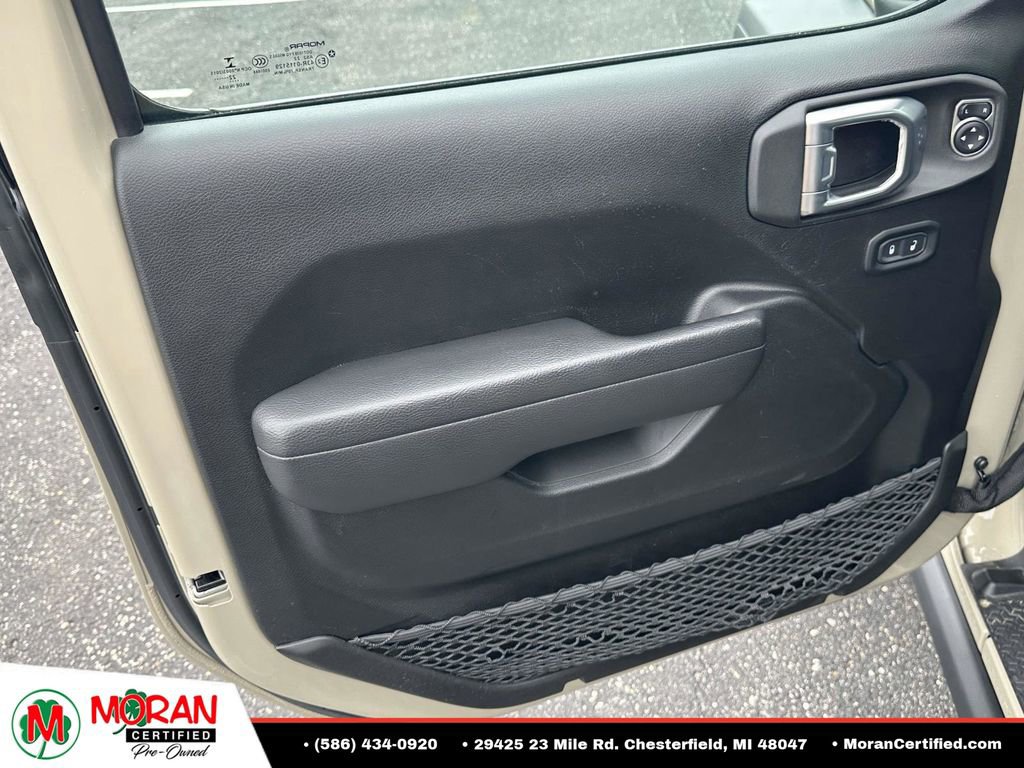 Used 2022 Jeep Wrangler Sport AWD/4WD image 15