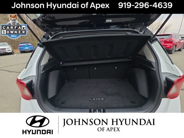 Certified 2023 Hyundai Venue Limited w/ Cargo Package image 22