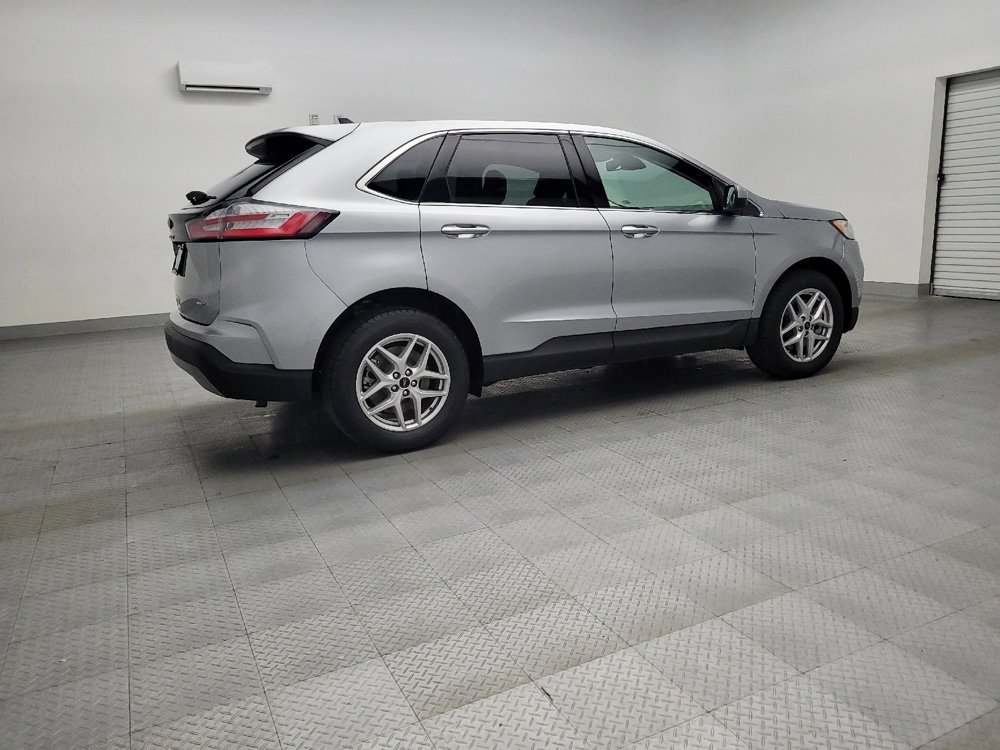 Used 2024 Ford Edge SEL image 10