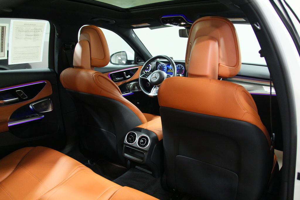Certified 2023 Mercedes-Benz C 300 4MATIC Sedan image 25