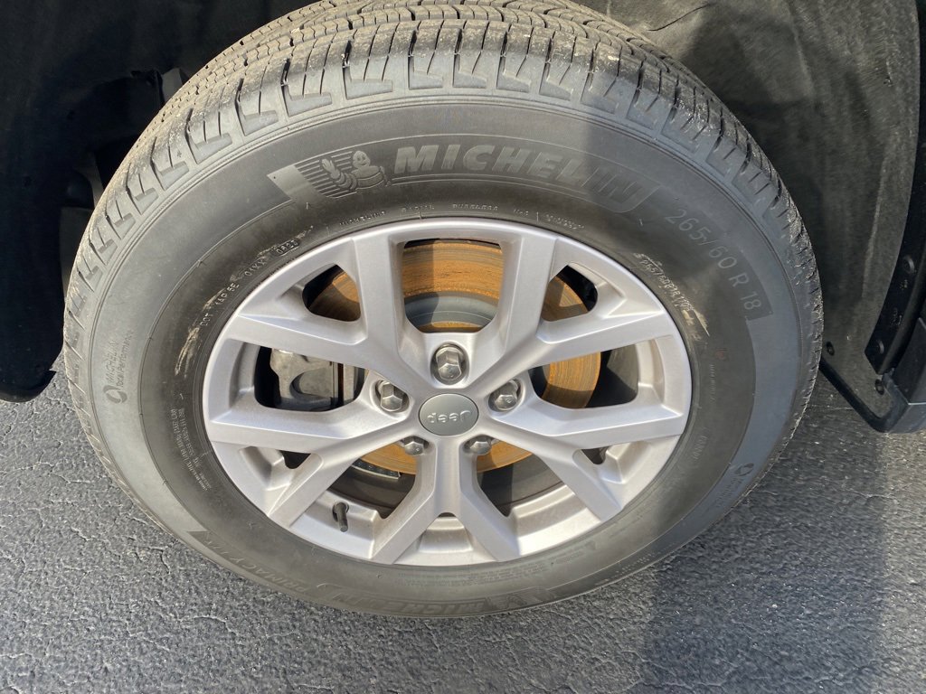 Used 2022 Jeep Grand Cherokee L Limited w/ Trailer Tow Group (B) image 33