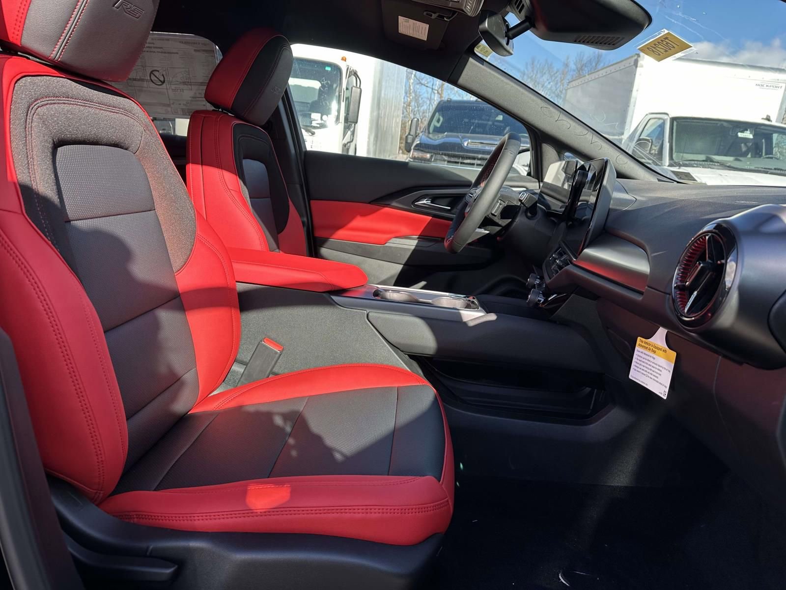 New 2026 Chevrolet Equinox EV RS image 25