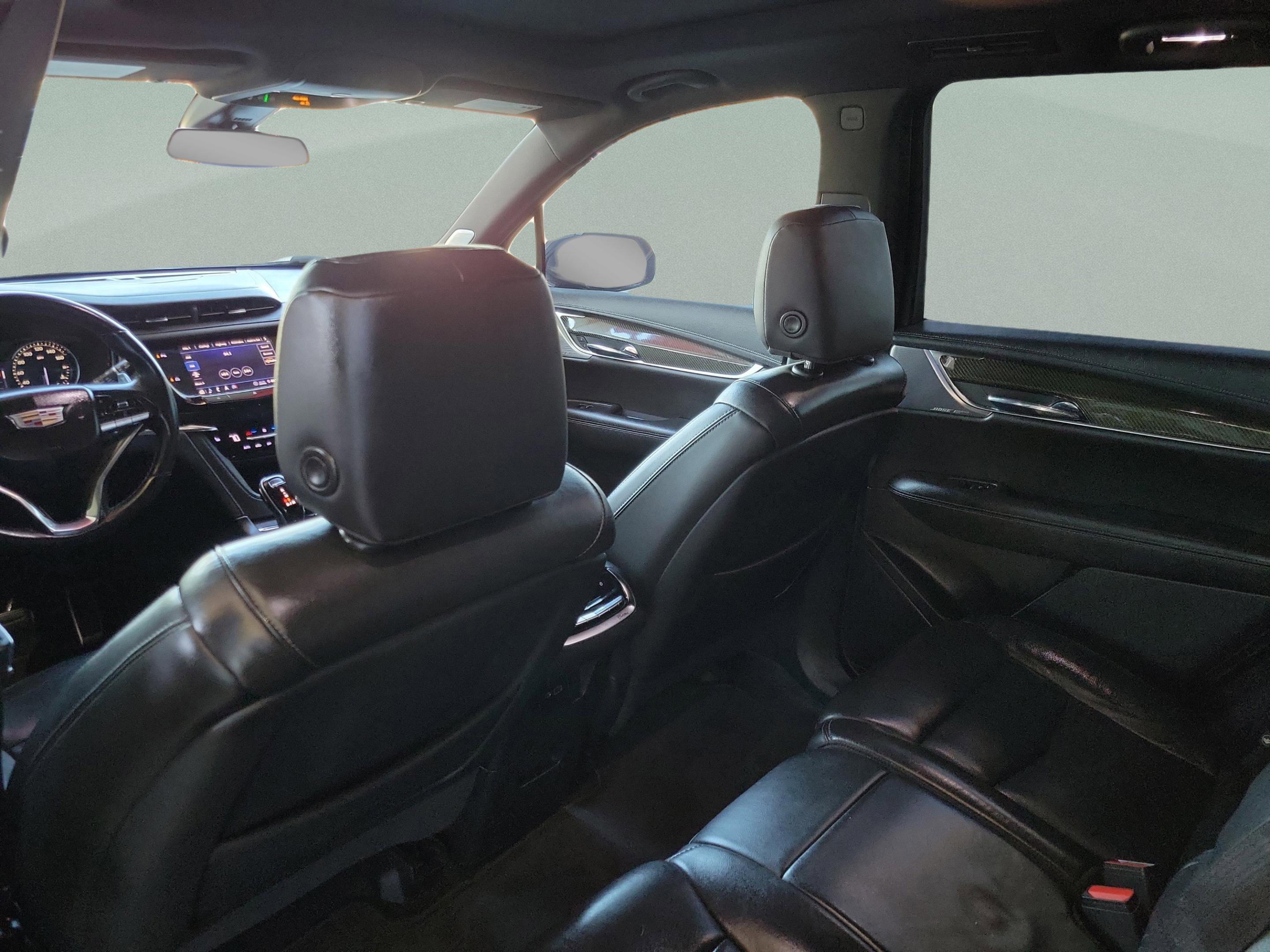 Used 2020 Cadillac XT6 Sport image 10