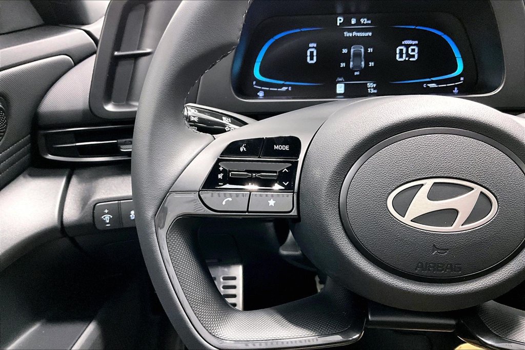 New 2026 Hyundai Elantra SEL Sport FWD image 13