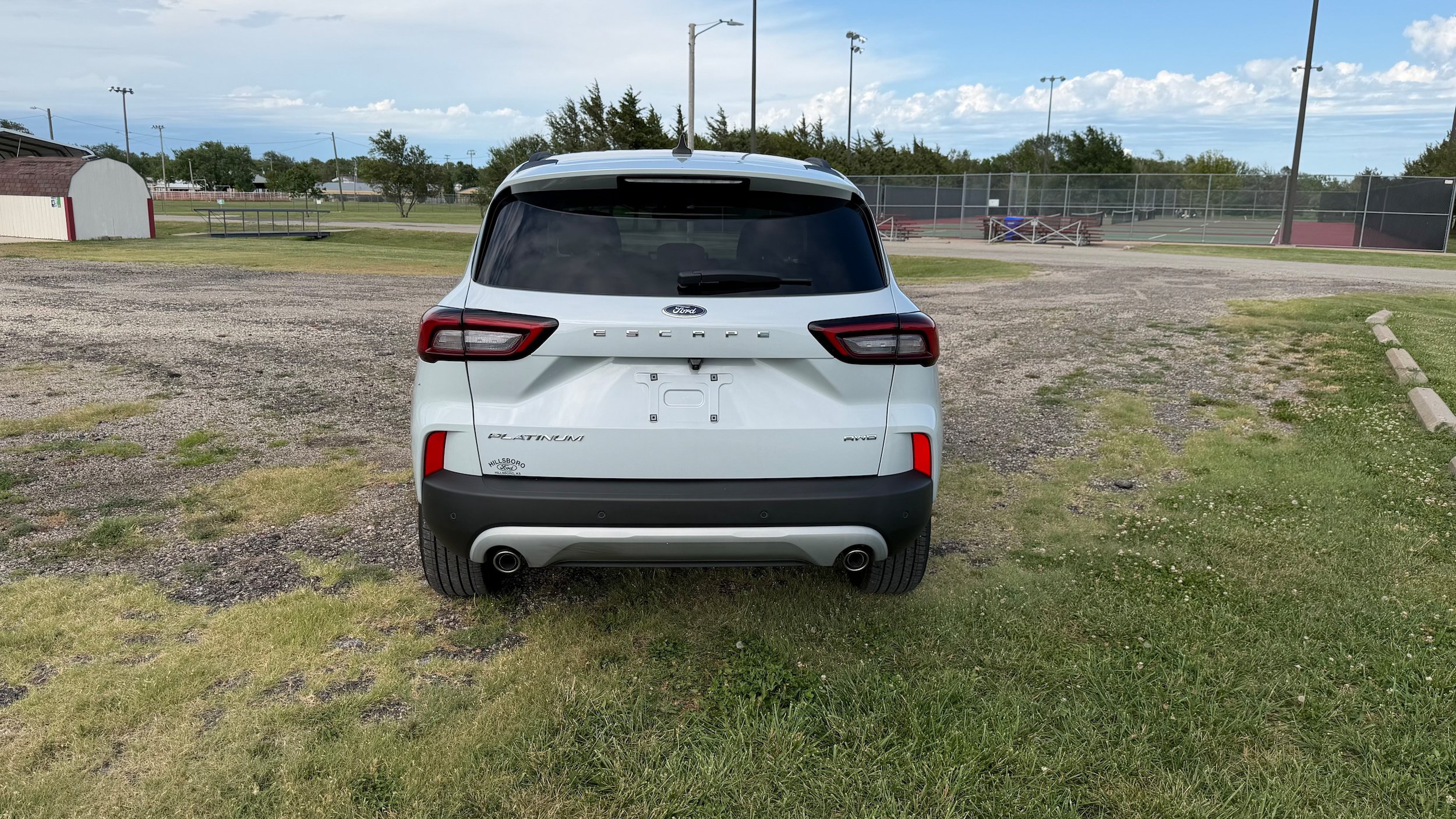 Used 2025 Ford Escape Platinum AWD/4WD image 4