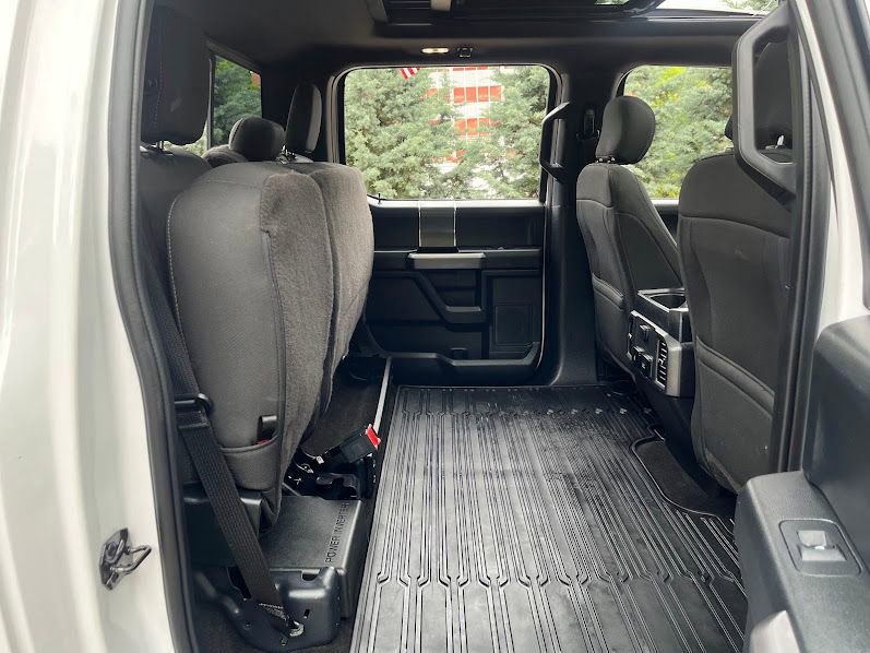 Used 2019 Ford F150 XLT w/ Equipment Group 302A Luxury AWD/4WD image 40