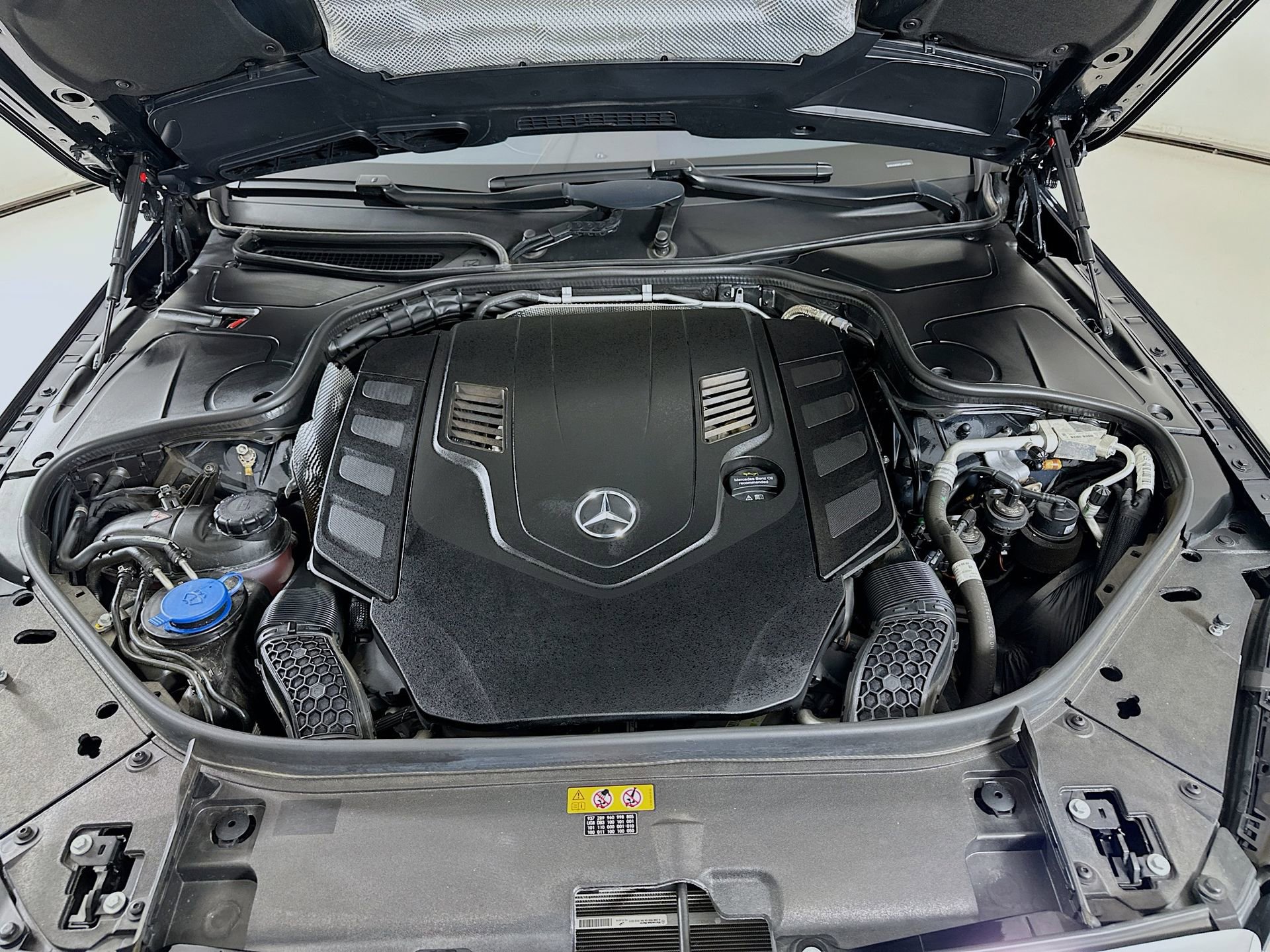 Used 2020 Mercedes-Benz S 560 Sedan image 33