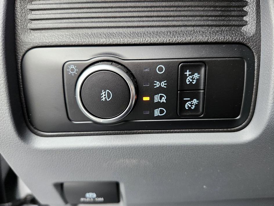 New 2024 Ford F550 4x4 Crew Cab Super Duty image 29