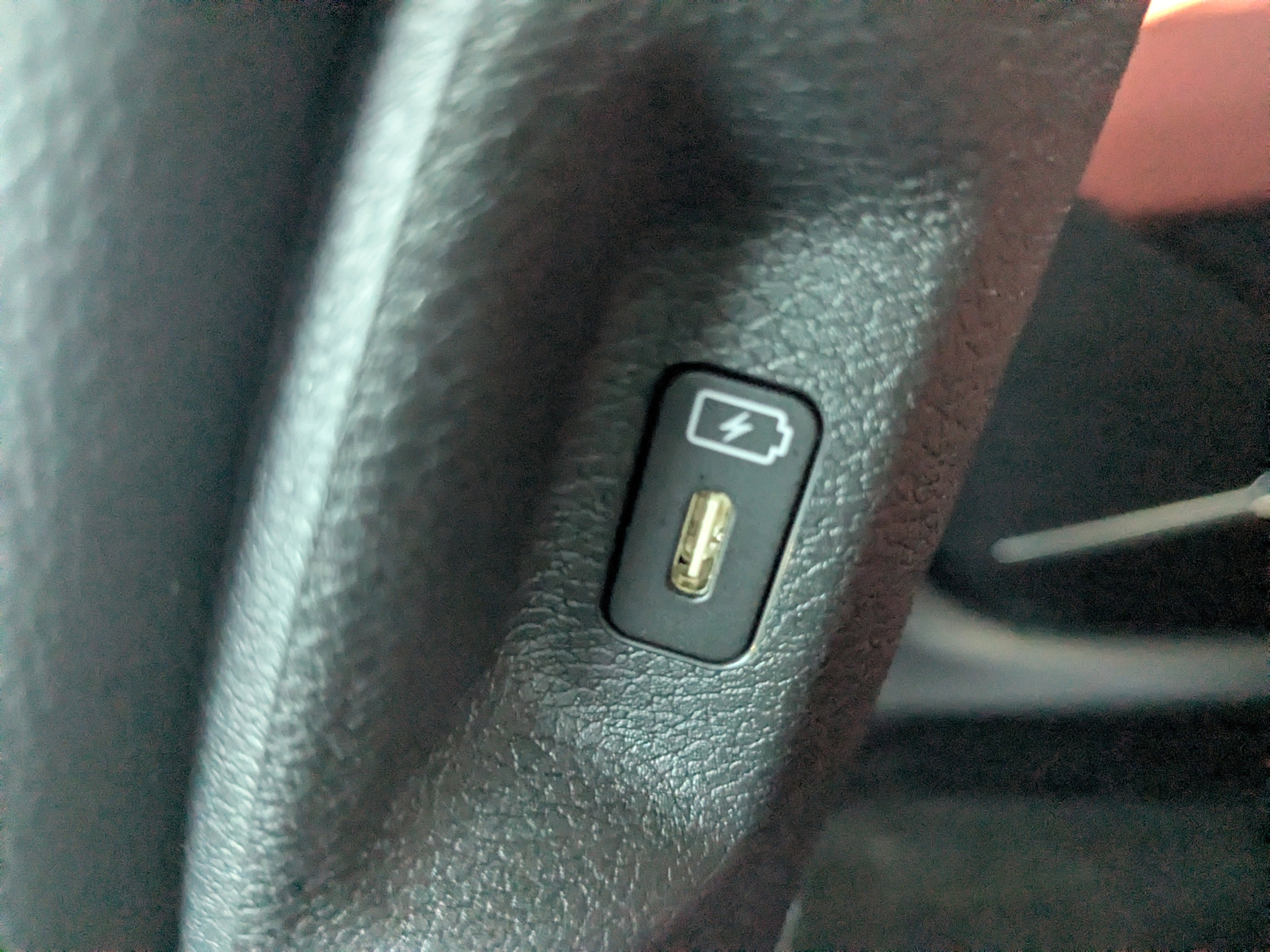 Certified 2024 Kia Sportage SX FWD image 17
