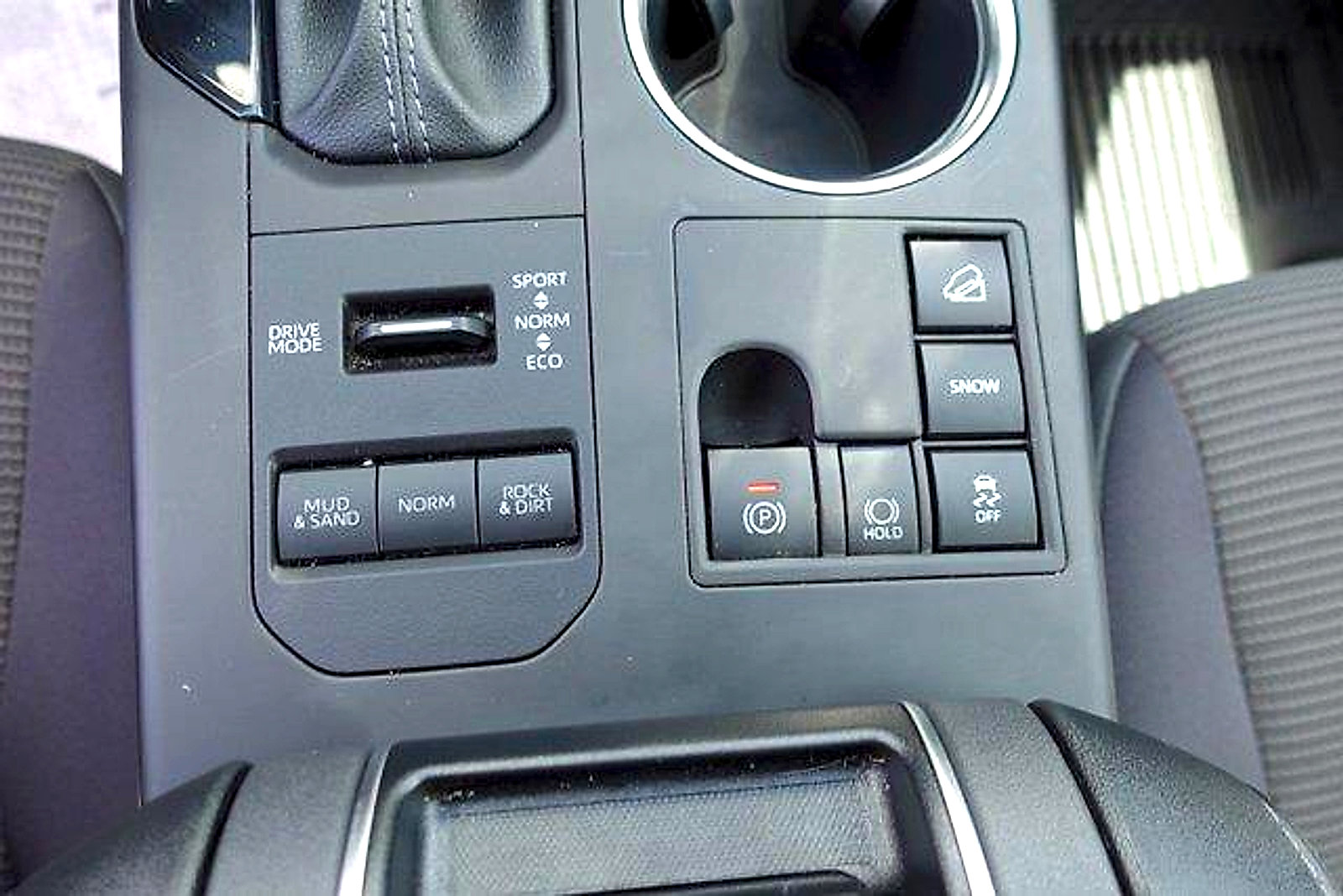 Certified 2025 Toyota Highlander LE AWD/4WD image 19