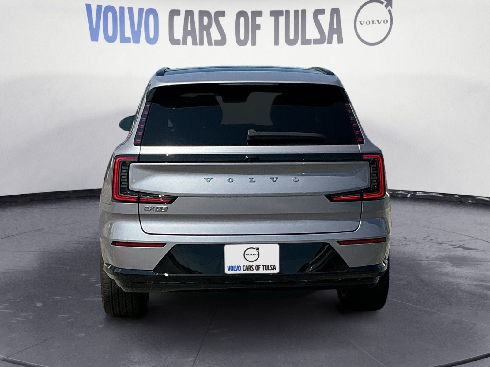 New 2026 Volvo EX90 Plus RWD image 4