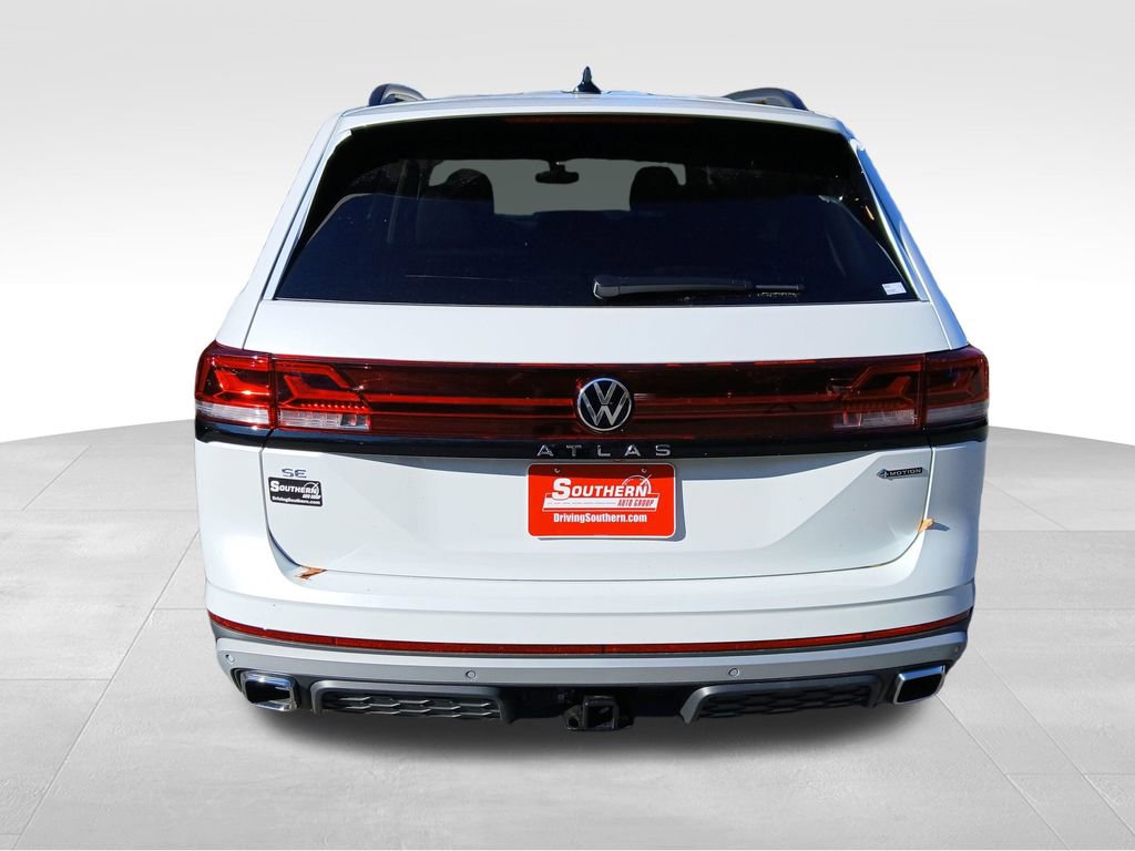 New 2026 Volkswagen Atlas Peak Edition image 4