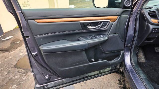 Used 2022 Honda CR-V Touring image 10