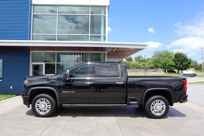 Used 2022 Chevrolet Silverado 2500 High Country w/ Z71 Off-Road Package AWD/4WD image 6