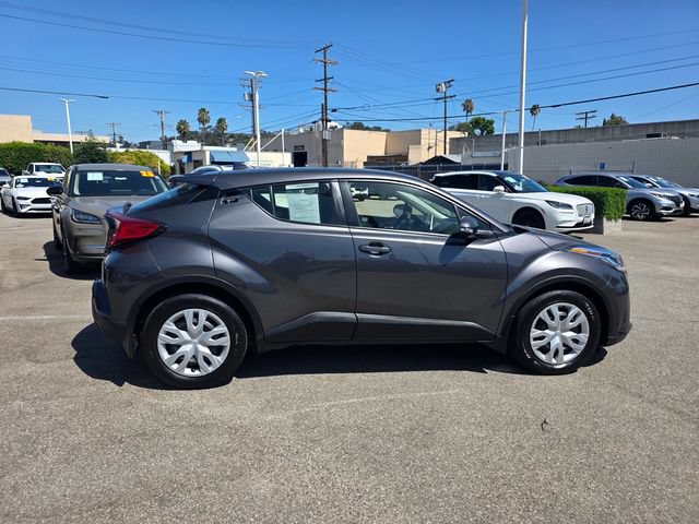 Used 2021 Toyota C-HR LE FWD image 3