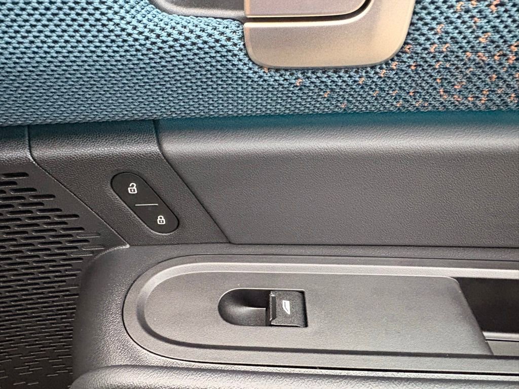 Used 2025 MINI Cooper Countryman S w/ Comfort Package Max image 28