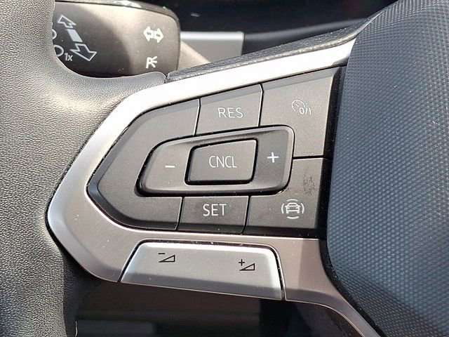 Used 2023 Volkswagen Atlas Cross Sport SE AWD/4WD image 18