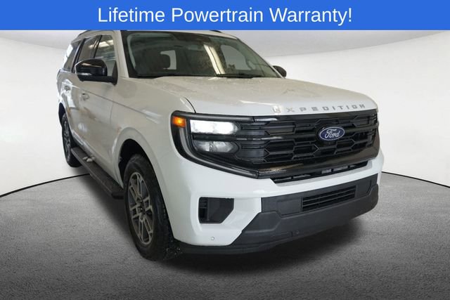 New 2026 Ford Expedition Active image 18