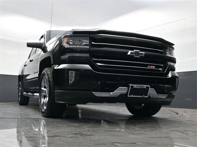 Used 2017 Chevrolet Silverado 1500 LTZ Z71 w/ LTZ Plus Package image 31