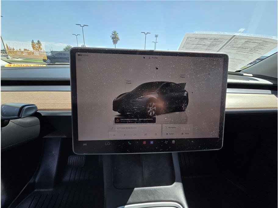 Used 2024 Tesla Model Y Long Range AWD/4WD image 15