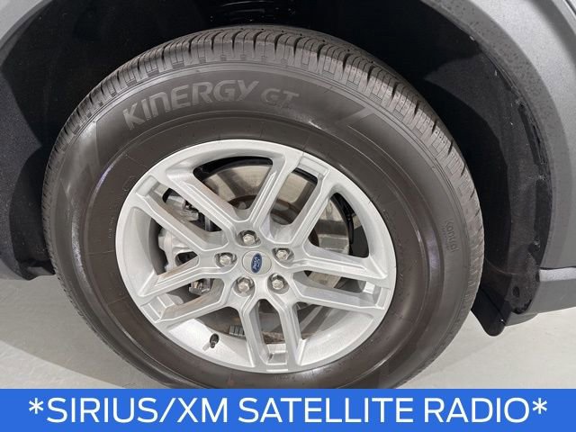 Used 2025 Ford Explorer Active w/ Active Comfort Package image 16