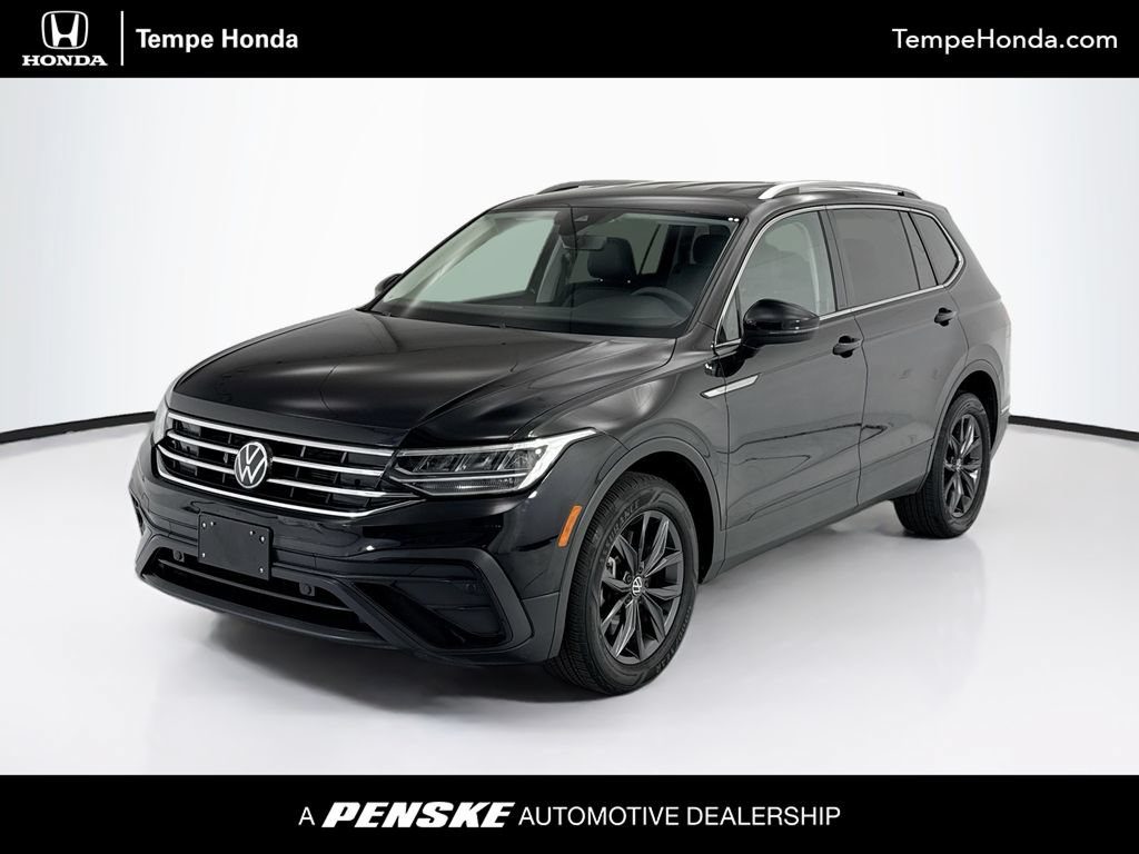 Used 2023 Volkswagen Tiguan SE FWD image 1