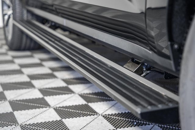 New 2026 Chevrolet Suburban High Country image 20