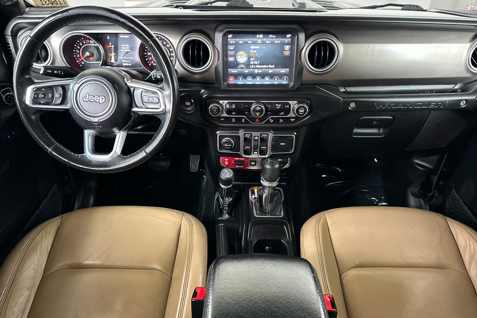 Used 2018 Jeep Wrangler Unlimited Rubicon AWD/4WD image 16